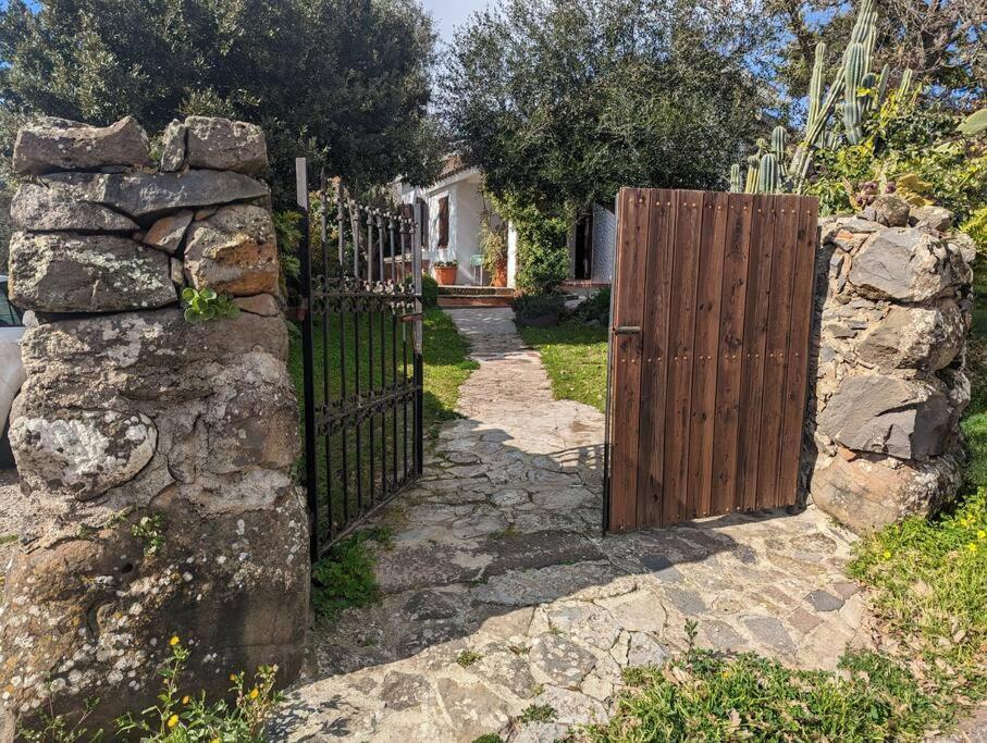Cottage Familiare Sant'Agostino Abbasanta Exteriör bild